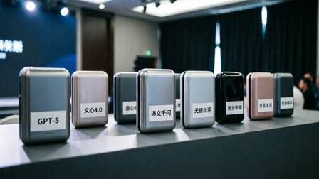 一個月9款旗艦,大模型進入“月拋”時代?