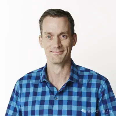 《置身谷內》!Jeff Dean上頂會自曝離職現場:被1500人圍堵