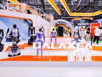 機器人從展臺走向工位,星海圖開始考核勞動產出