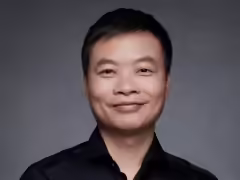 何小鵬:不遠的將來,會努力將第一個高階人形機器人帶入真正的現實