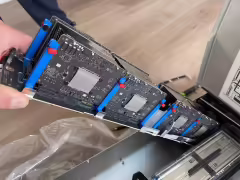 蘋果 AI 服務器內部結構首曝:M5 系列芯片、2U 機架,Mac Studio 負責軟件控制